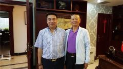 许宝平董事长与王凤营将军合影
