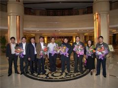 许宝平董事长在黎明国际酒店接待家乡父母官