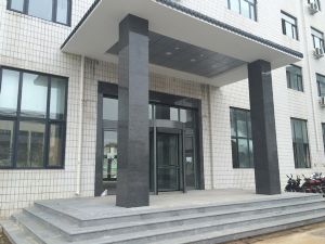 主入口