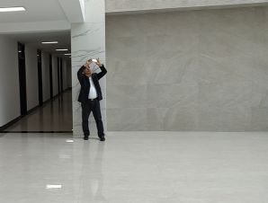董事长许宝平视察部队工地